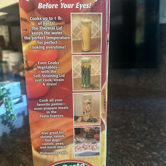 Pasta express cooker, new inbox - Picture 2 of 3